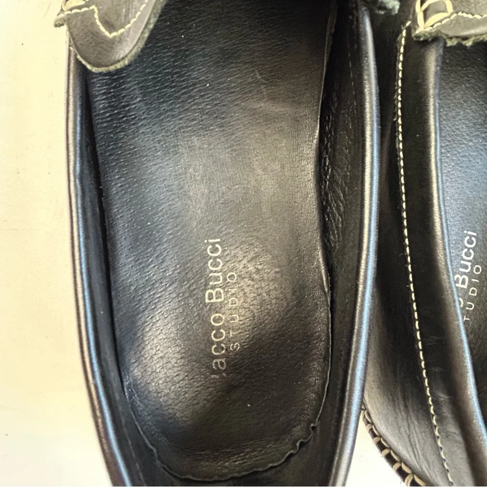 Bacco Bucci Leather Driving Loafers Classic Minimalist Business Casual Preppy